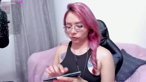 Snapshot of rei_jey chatting on February 5, 3:33 am Reid Green online show from February 5, 3:33 am