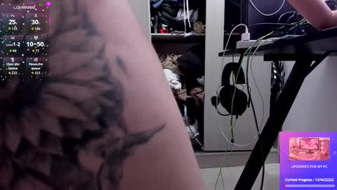 Snapshot of rei_jey chatting on February 24, 3:37 am Reid Green online show from February 24, 3:37 am