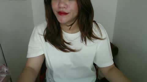 reign2525 online show from February 26, 4:03 am