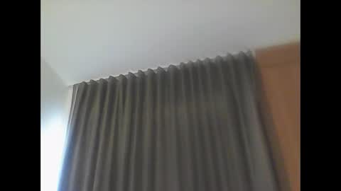 Snapshot of reign4king chatting on December 30, 8:47 pm Change Foradolla online show from December 30, 8:47 pm