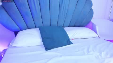 Reika  online show from October 10, 3:11 pm