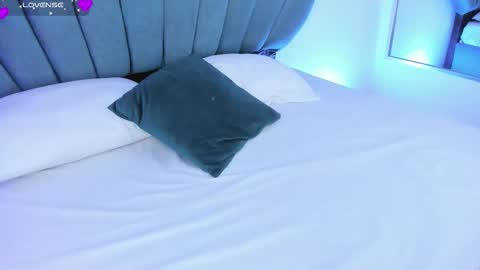 Reika  online show from October 14, 4:41 pm