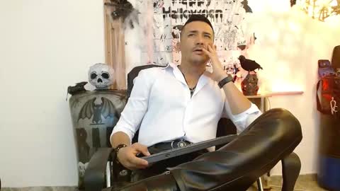   REIKO  online show from November 1, 7:38 pm