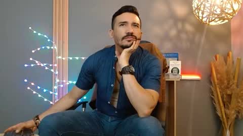   REIKO  online show from February 24, 3:32 pm