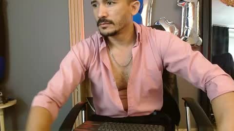 Snapshot of reiko_85_ chatting on April 29, 2:54 pm REIKO online show from April 29, 2:54 pm