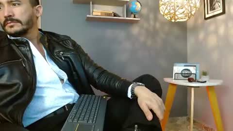 Snapshot of reiko_85_ chatting on July 6, 3:14 pm REIKO online show from July 6, 3:14 pm
