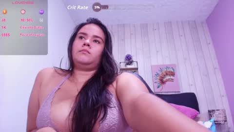 Snapshot of reina_loren chatting on November 20, 4:34 am reina_loren online show from November 20, 4:34 am