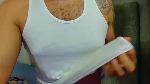 paola online show from October 5, 4:00 am