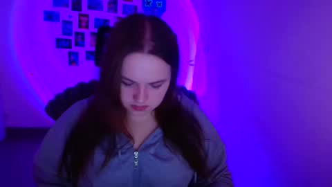 Reina online show from February 22, 6:35 am