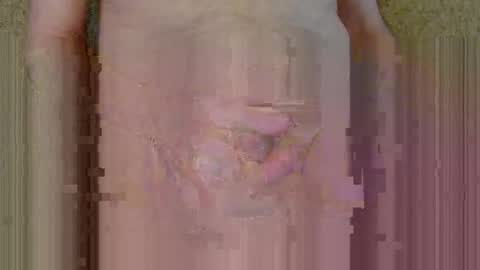 Snapshot of reinhold27 chatting on January 12, 8:04 am reinhold27 online show from January 12, 8:04 am