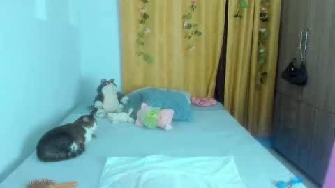 mariana online show from September 14, 4:11 am