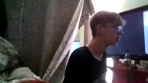 tylerBurnham online show from April 25, 1:52 am