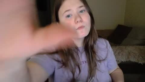 Snapshot of remirann_ chatting on December 10, 12:27 pm Ann OF - remirann21 online show from December 10, 12:27 pm