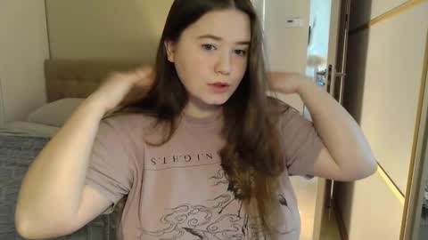 Snapshot of remirann_ chatting on March 8, 5:59 am Ann OF - remirann21 online show from March 8, 5:59 am