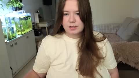 Snapshot of remirann_ chatting on September 18, 12:18 pm Ann OF - remirann21 online show from September 18, 12:18 pm