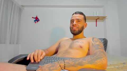 Rmy Steen online show from October 22, 2:12 am