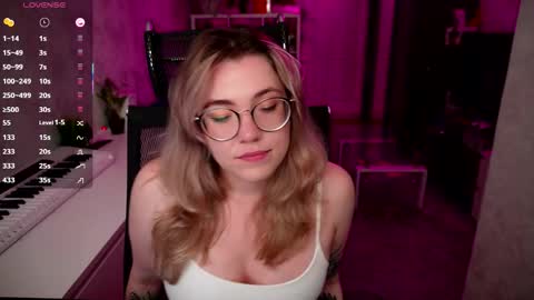 Snapshot of remywild chatting on September 13, 4:51 pm RemyWild online show from September 13, 4:51 pm