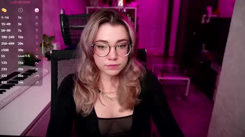 Snapshot of remywild chatting on September 20, 8:21 pm RemyWild online show from September 20, 8:21 pm