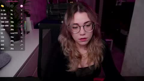 Snapshot of remywild chatting on October 20, 7:03 pm RemyWild online show from October 20, 7:03 pm