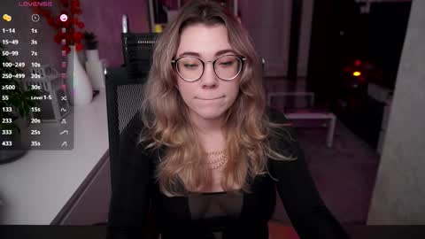 Snapshot of remywild chatting on October 29, 6:09 pm RemyWild online show from October 29, 6:09 pm