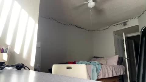 renaeeeeee online show from January 17, 8:12 pm