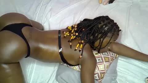 renal_queen online show from September 9, 7:19 am