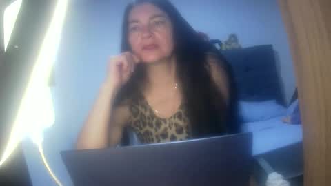 Snapshot of renata_hot1 chatting on November 21, 11:03 pm renata_hot1 online show from November 21, 11:03 pm