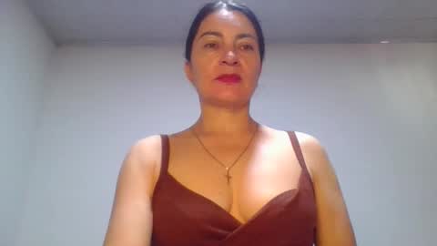 renata_hot1 online show from February 9, 10:25 pm
