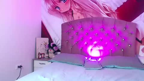 RENATA VALENTINA online show from April 16, 8:37 am