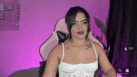 renatawilsom online show from April 7, 7:14 pm