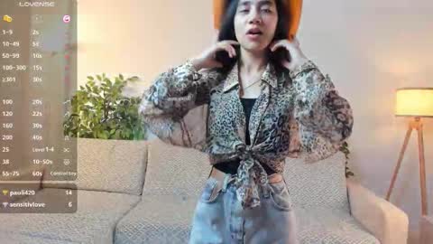 Call me Mira online show from October 4, 1:14 am