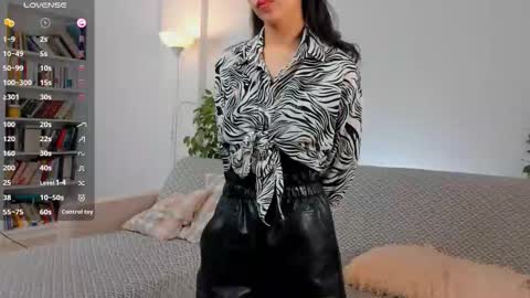 Call me Mira online show from October 6, 1:03 am