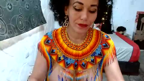 Snapshot of renattabecerra chatting on January 2, 1:51 pm Renatta online show from January 2, 1:51 pm