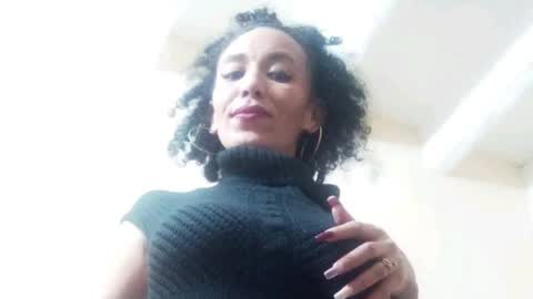 Snapshot of renattabecerra chatting on March 1, 5:27 pm Renatta online show from March 1, 5:27 pm