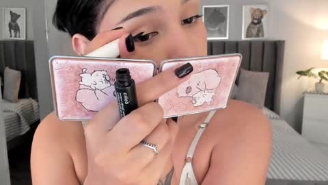 Snapshot of renee_shelby_ chatting on December 23, 10:55 pm Renee Shelby online show from December 23, 10:55 pm