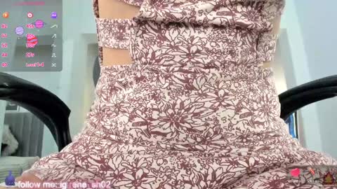 Snapshot of renee_shelby_ chatting on December 24, 7:00 pm Renee Shelby online show from December 24, 7:00 pm