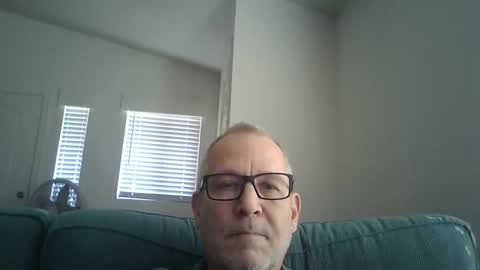 Snapshot of renewaz chatting on February 9, 4:33 pm Renewaz online show from February 9, 4:33 pm