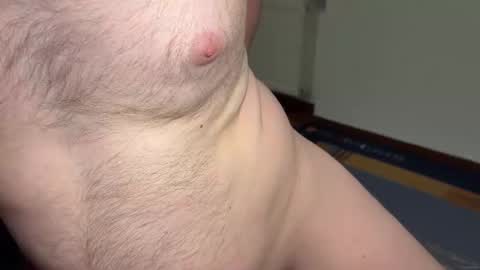 Snapshot of renix38 chatting on February 6, 11:58 pm renix38 online show from February 6, 11:58 pm