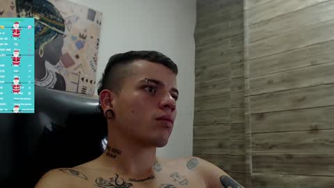 Snapshot of rennesanti chatting on December 28, 7:22 am R E N E online show from December 28, 7:22 am