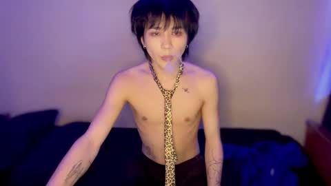 rennuts online show from December 12, 11:07 am