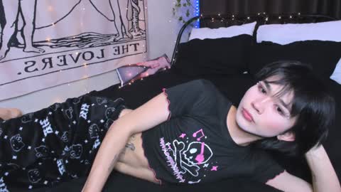 rennuts online show from December 27, 3:04 pm