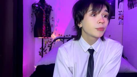 rennuts online show from February 3, 2:34 pm