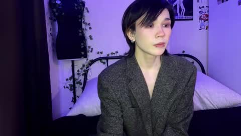 rennuts online show from February 5, 9:50 pm