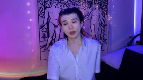 rennuts online show from February 17, 10:07 am