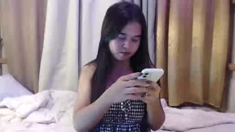 rennygurl online show from May 4, 10:55 am