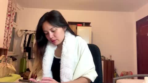 Snapshot of rensato chatting on January 15, 5:05 pm Renata online show from January 15, 5:05 pm