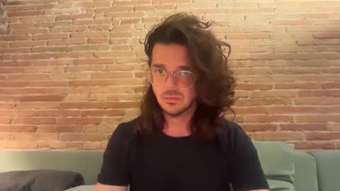 Renzo online show from April 5, 10:40 pm