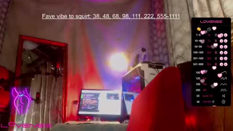 Snapshot of respectme0923 chatting on February 16, 2:32 pm HAZEL online show from February 16, 2:32 pm