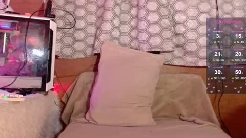 Snapshot of respectme0923 chatting on September 21, 5:31 am HAZEL online show from September 21, 5:31 am