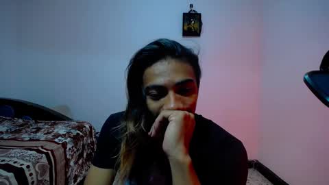 Snapshot of restrainged chatting on February 5, 12:06 pm Rest online show from February 5, 12:06 pm